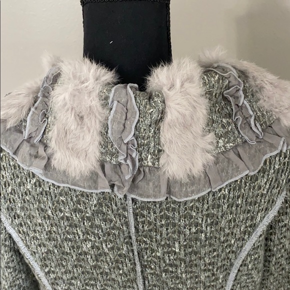 Dolce Cabo Sweater Grey with Fur Sz M - Picture 3 of 10
